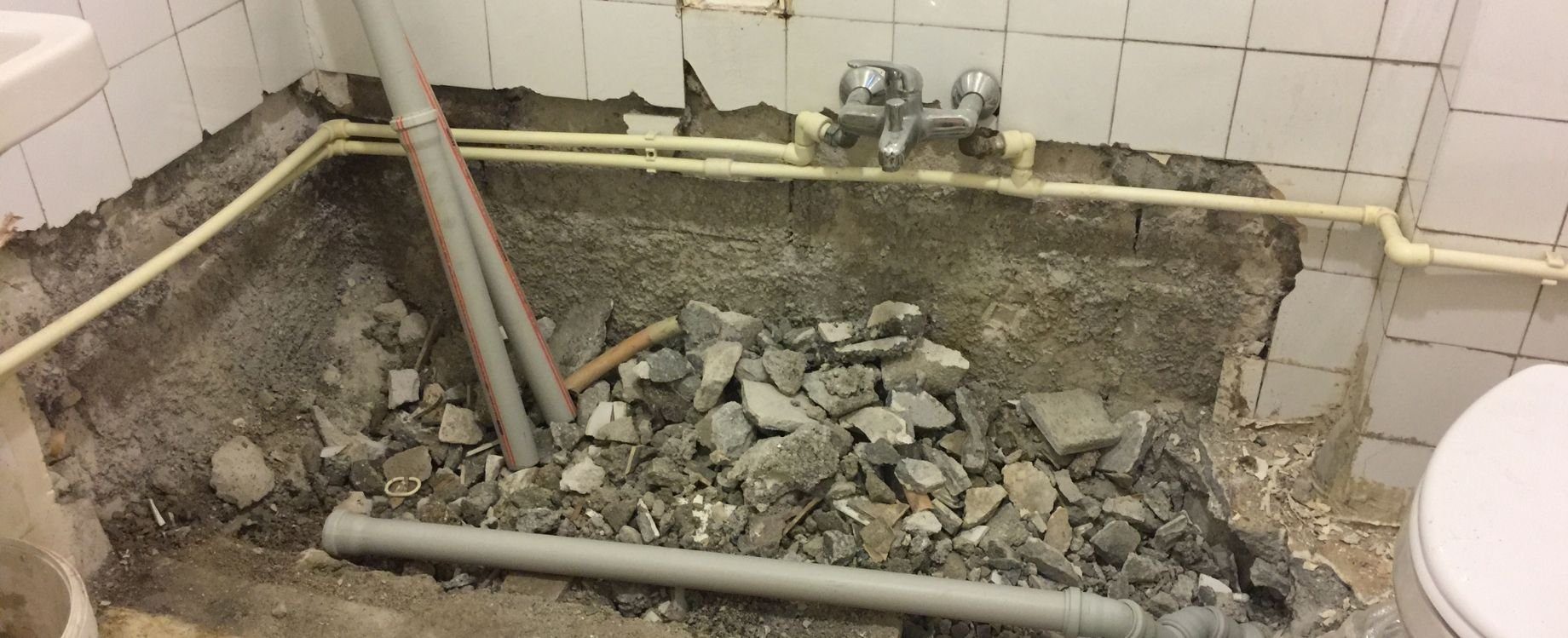 bathroom fitter near me SW18 4SL